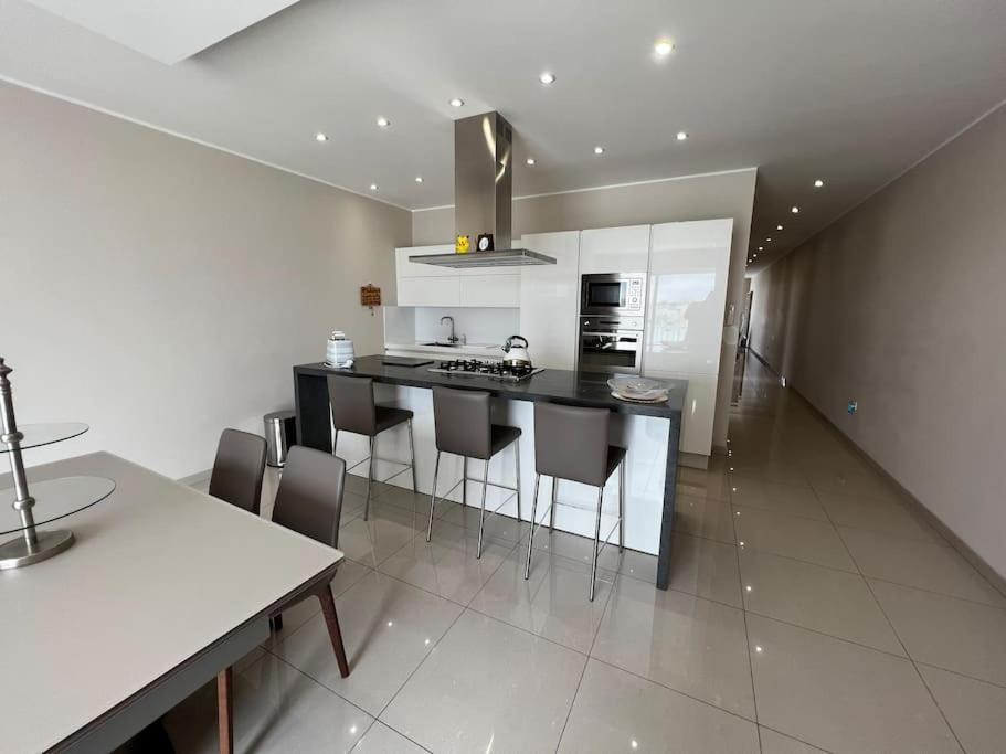Marsaxlokk Seaview 2 Bedroom Penthouse 외부 사진